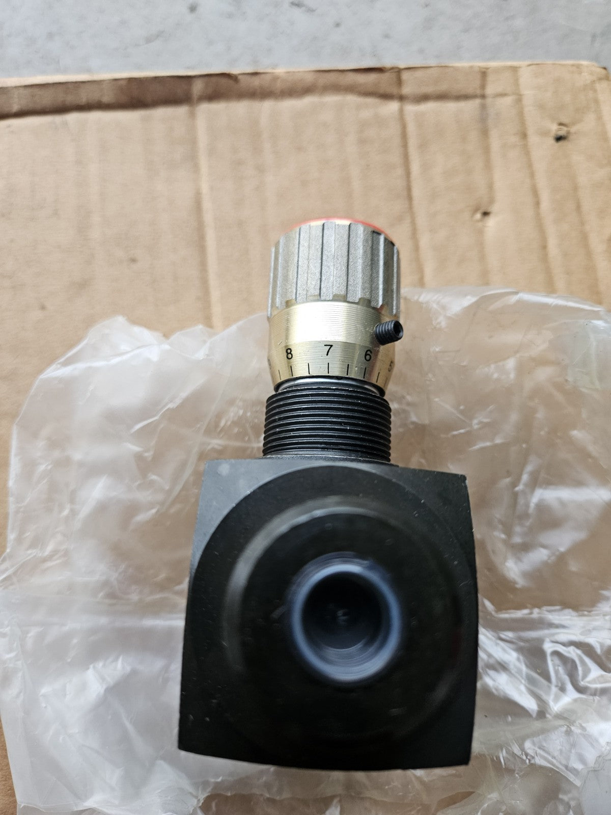 Compensated single-acting flow control valve TOGNELLA FT277/2-14 Ventil 320 Bar 