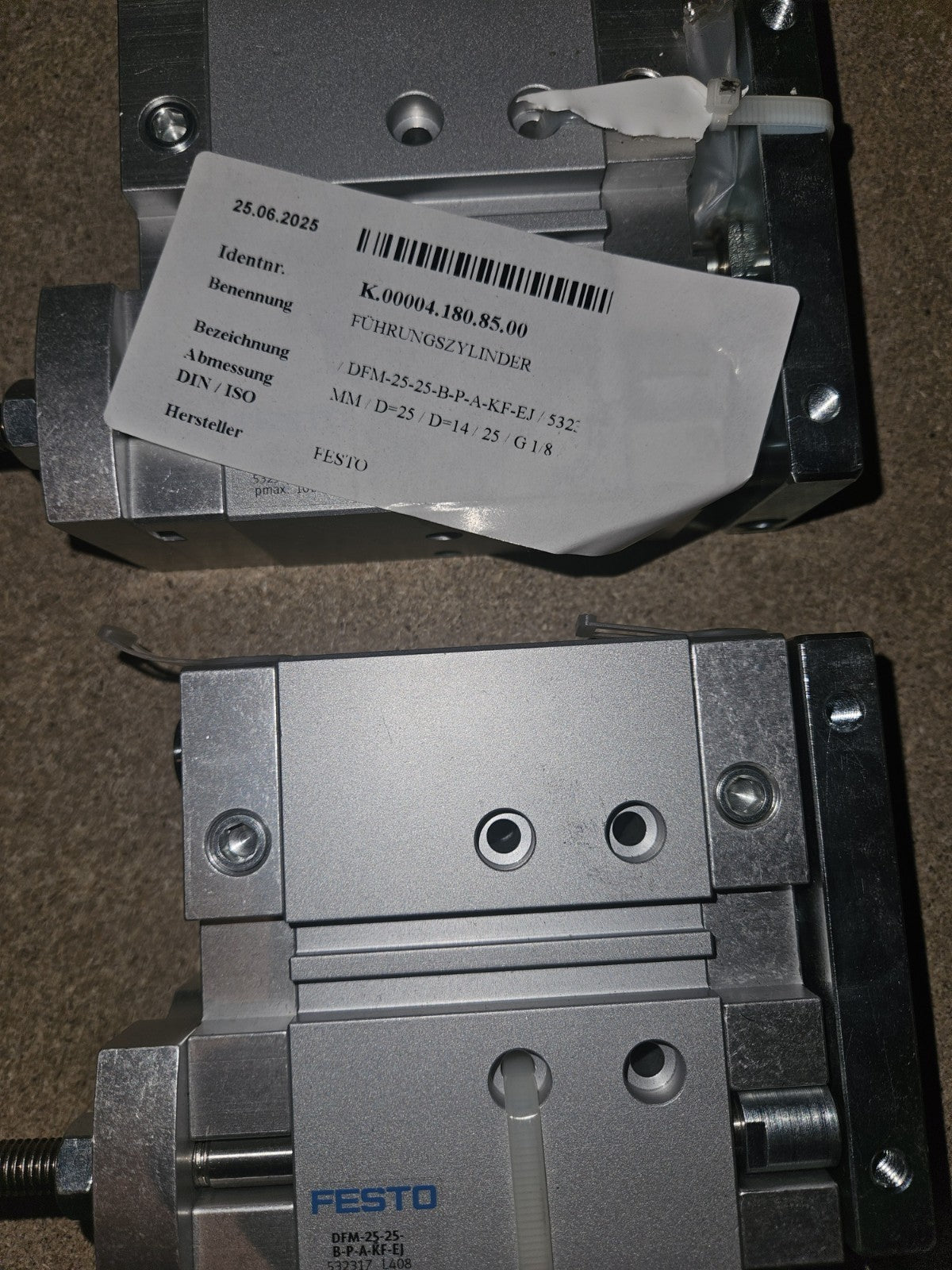 FESTO 532317, Führungszylinder  DFM-25-25-B-P-A-KF-EJ, Neu New Unused Unbenutzt