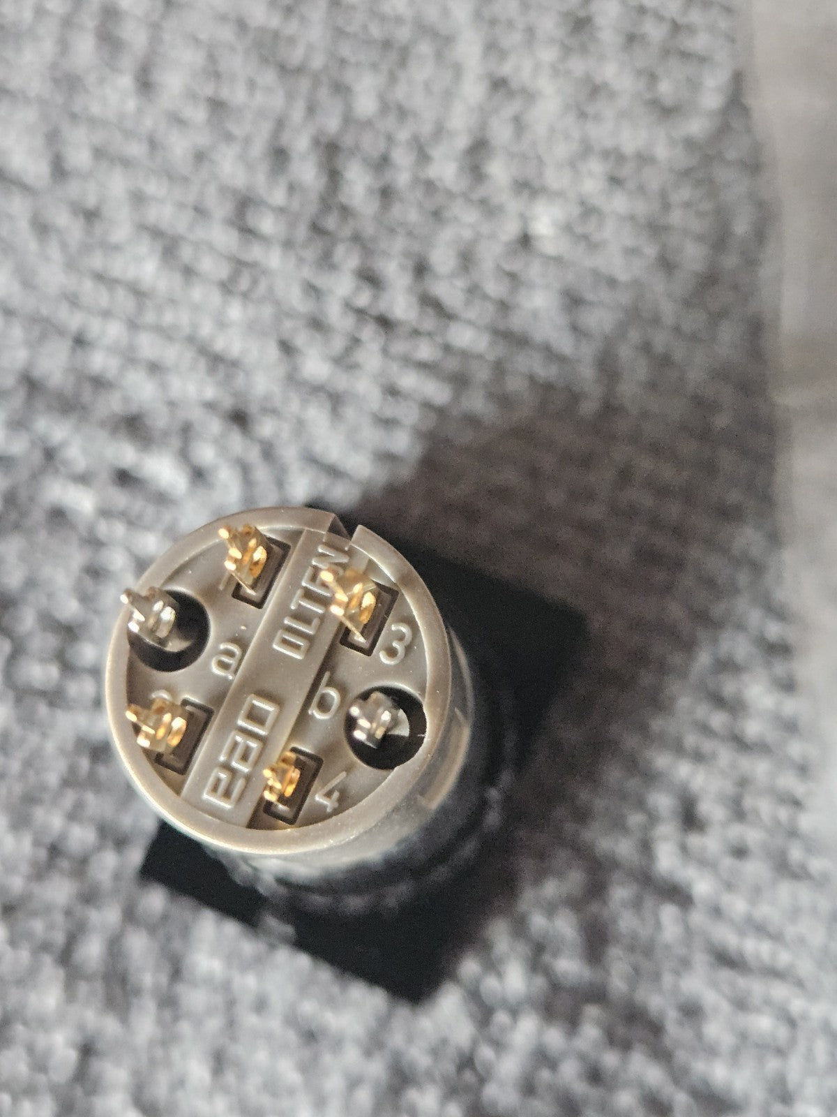 1 x EAO SWITCH 31-461.036 Pushbutton Drucktasten SCHALTER NEU/OVP nos New