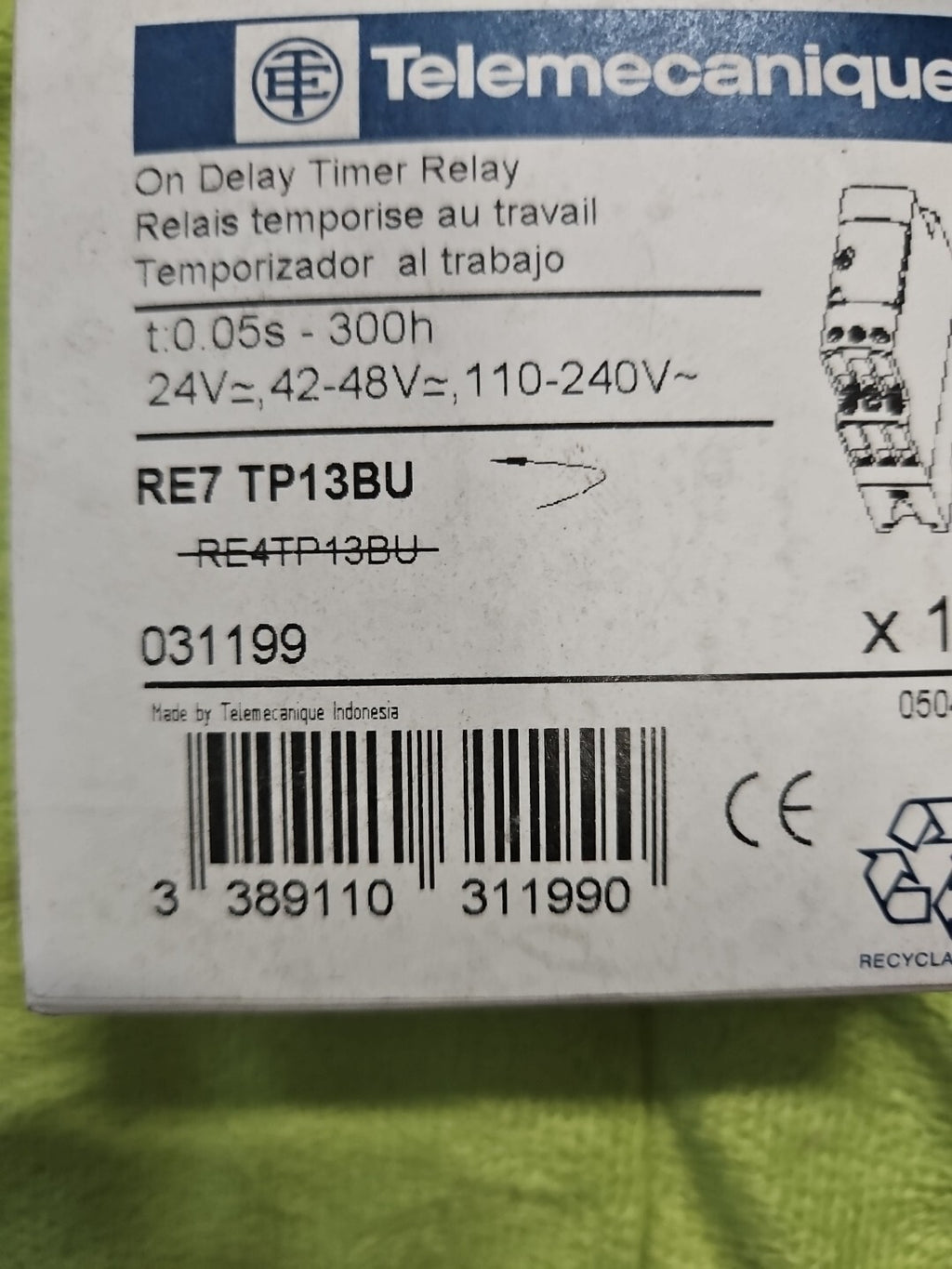 Telemecanique RE7 TP13BU / Schneider Electric RE7TP13BU, RE4TP13BU New In Box