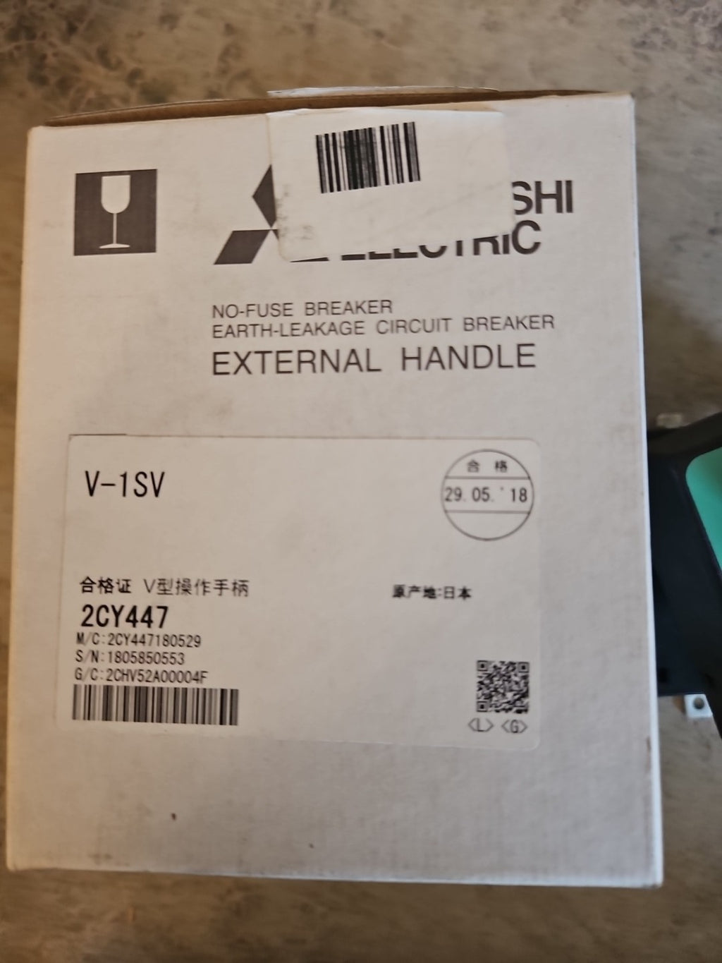 Mitsubishi PLC V-1SV, 2CY447 External Handle Circuit Breaker New Neu/ovp