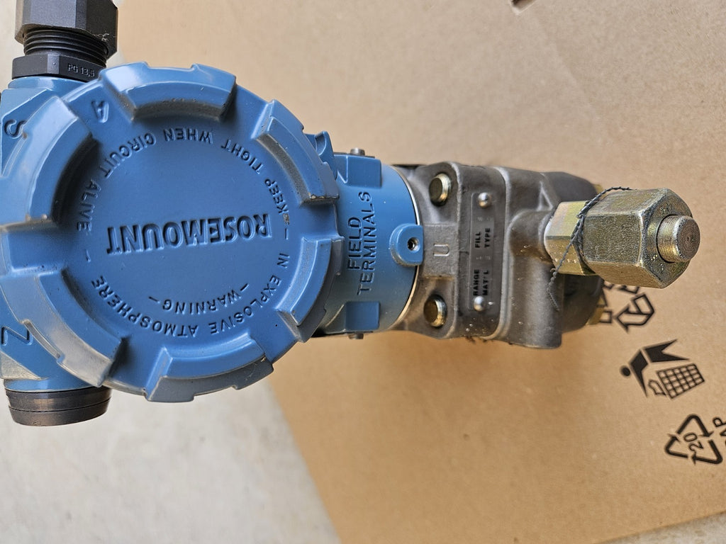 Rosemount 3051-CD1A22A1CB4M5 Drucktransmitter 2000PSI/138 bar,10,5-55VDC New Neu