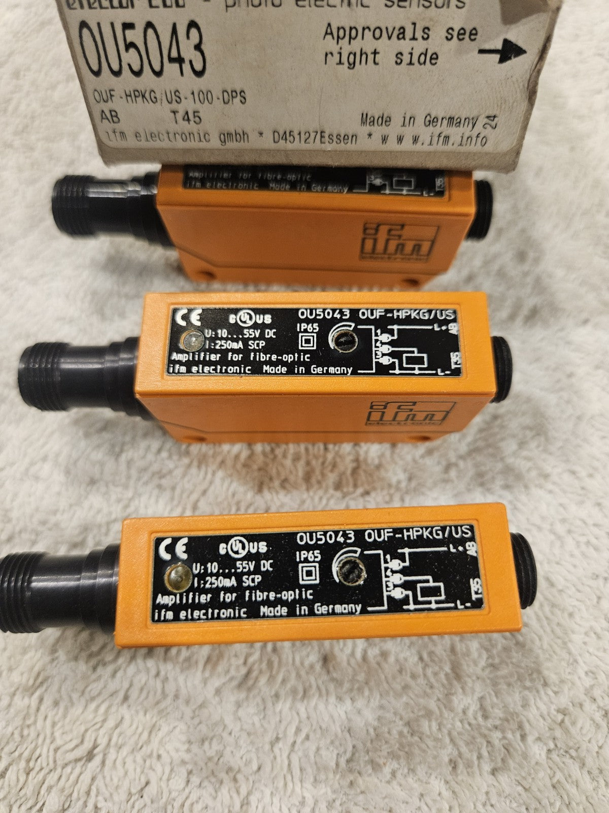 1 x IFM Fiberoptikverstärker OU5043 OUF-HPKG/US Fibre-optic amplifier