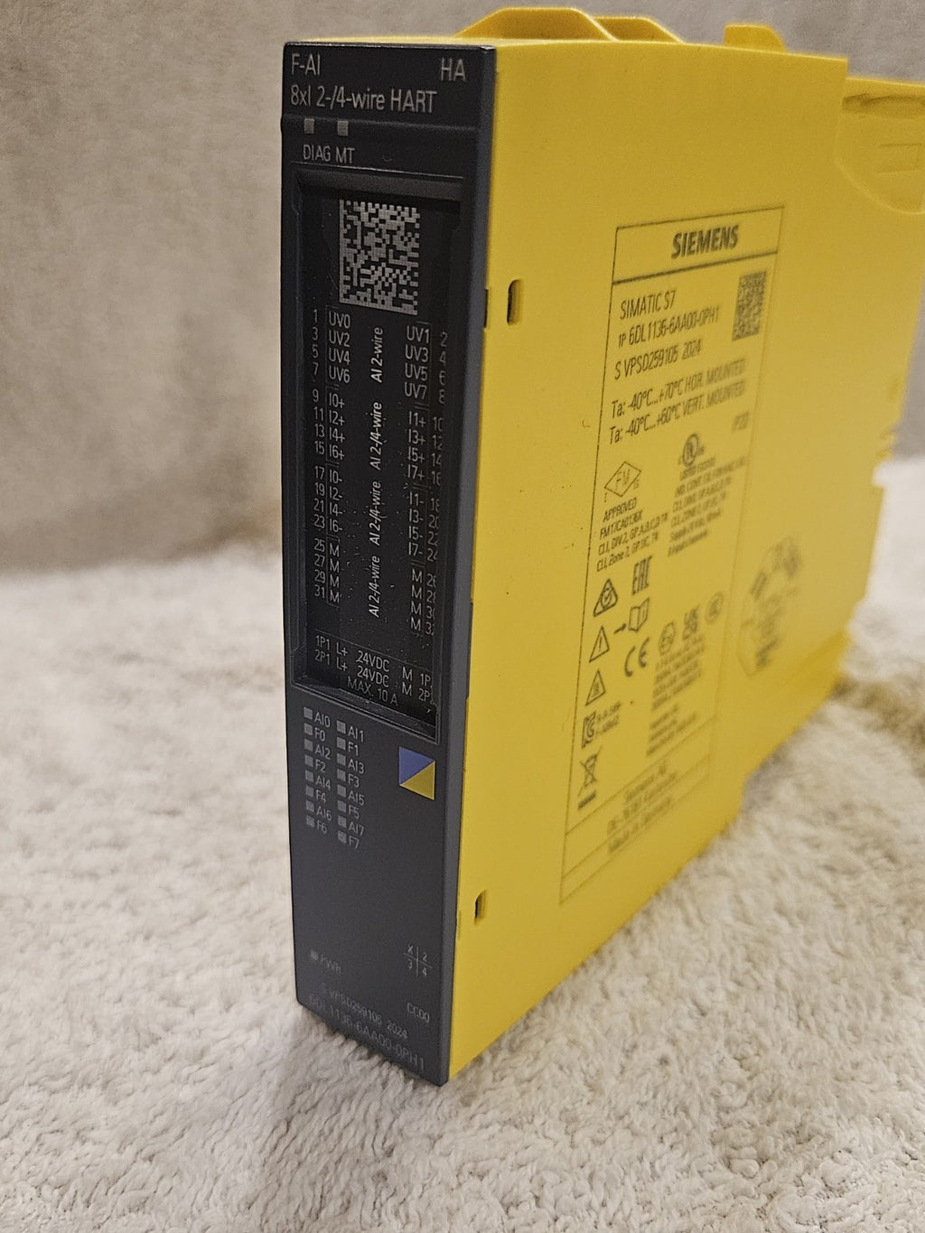 NEW Siemens 6DL1136-6AA00-0PH1, F-AI 8xI 2-/4-wire HART HA unused, no box, NEU