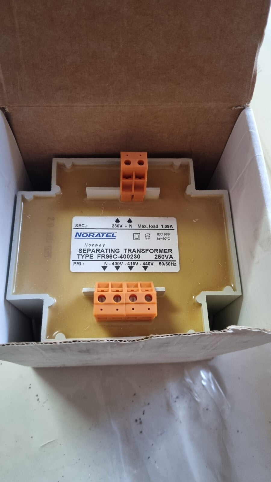 FR96C-400230 (3-070-100689) - Noratel 250VA 400 Steuertrafo neu/ovp, new 