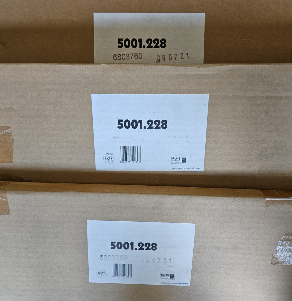 Rittal SZ 5001228, Kabeleinführungsbleche zum Einbau in TP Top-Pult-System NEU