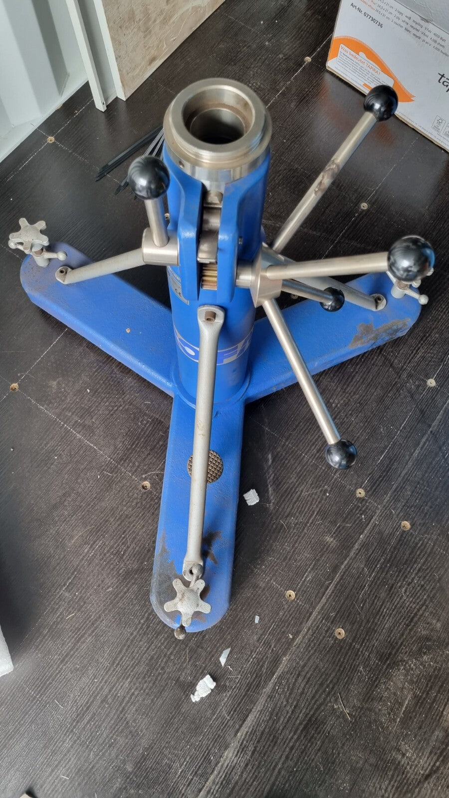 Brunson Faro IG-10, Stativ, Rollständer, Messstativ,Laser, Schwerlast Ständer