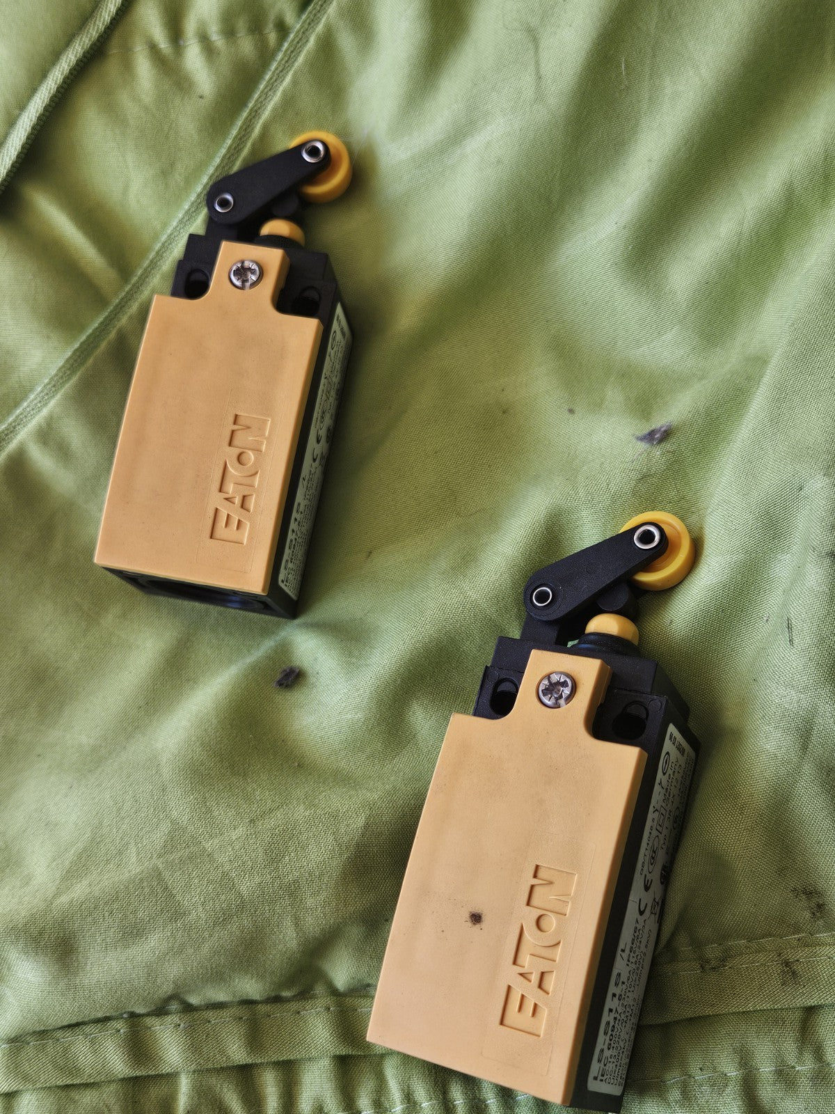 1 x EATON LSR-S02-1-I/TKG Sicherheitsschalter IEC 60947-5-1, New Neu Unused