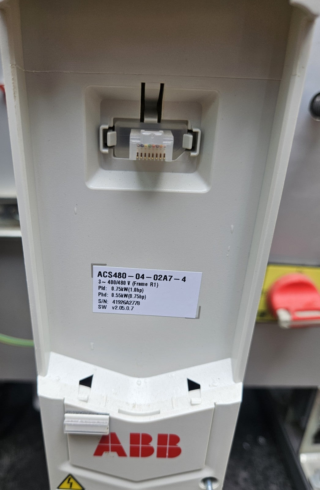 ABB ACS480-04-02A7-4,  S/N 41926A2778,  0.75kW, V2.05.07 Frequenzumrichter used