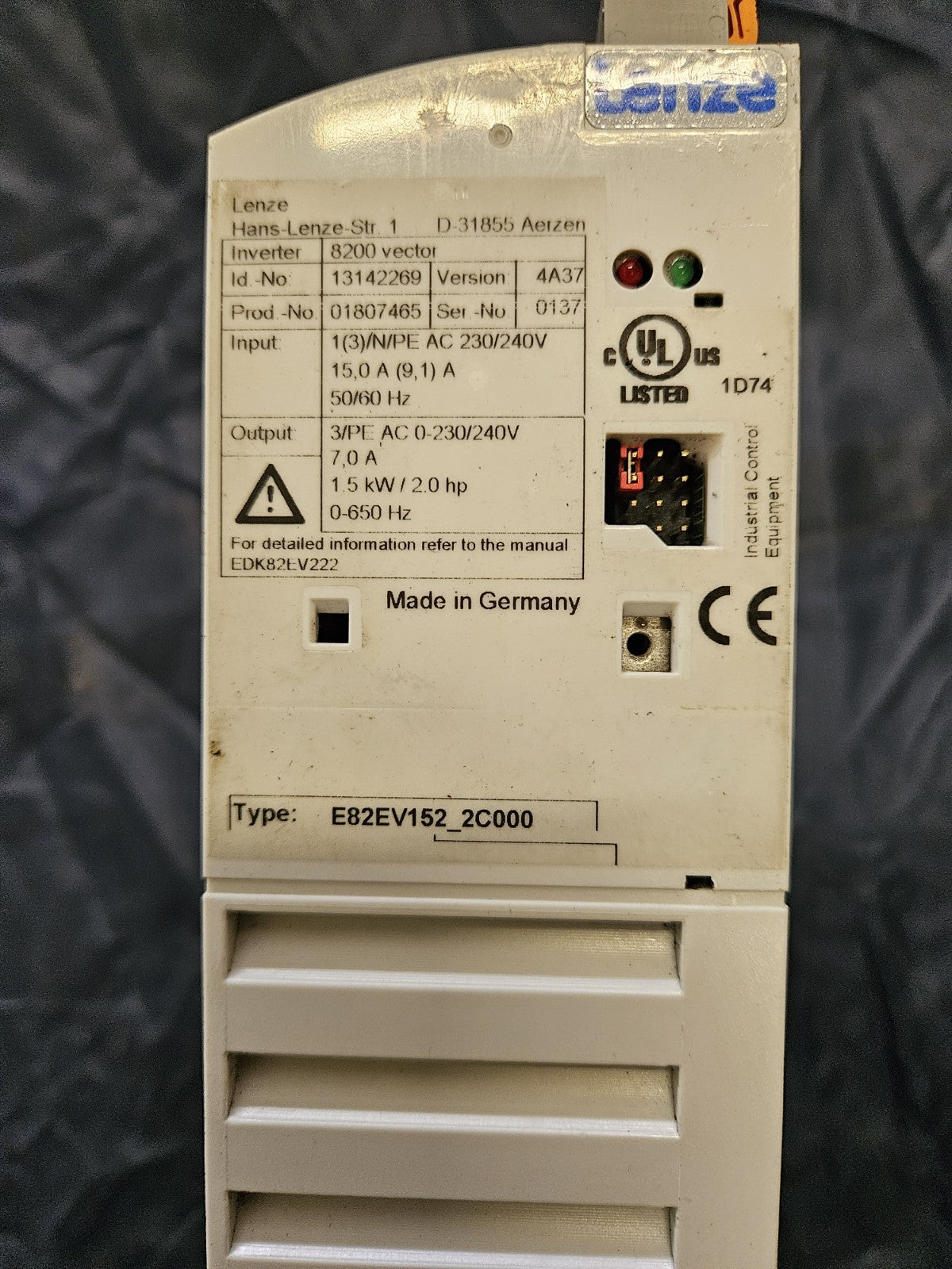 Lenze 8200 vector Inverter Frequenzumrichter E82EV152_2C000 / 1.5kW Refurbished.