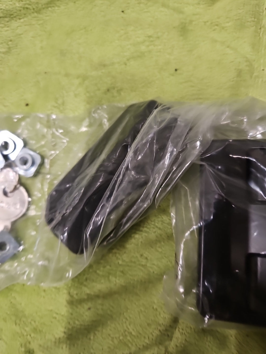 Dirak 265-9602.00-00000,6-150 Profile Door Slam Latch, Key Lock, Zinc, Black New