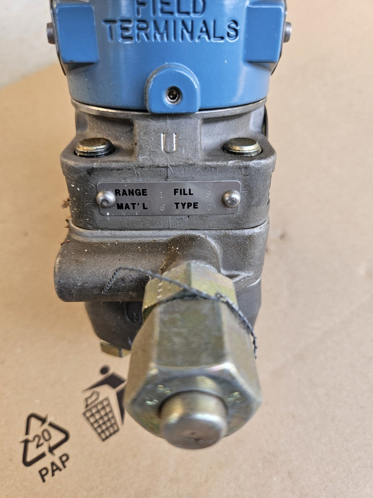 Rosemount 3051-CD1A22A1CB4M5 Drucktransmitter 2000PSI/138 bar,10,5-55VDC New Neu