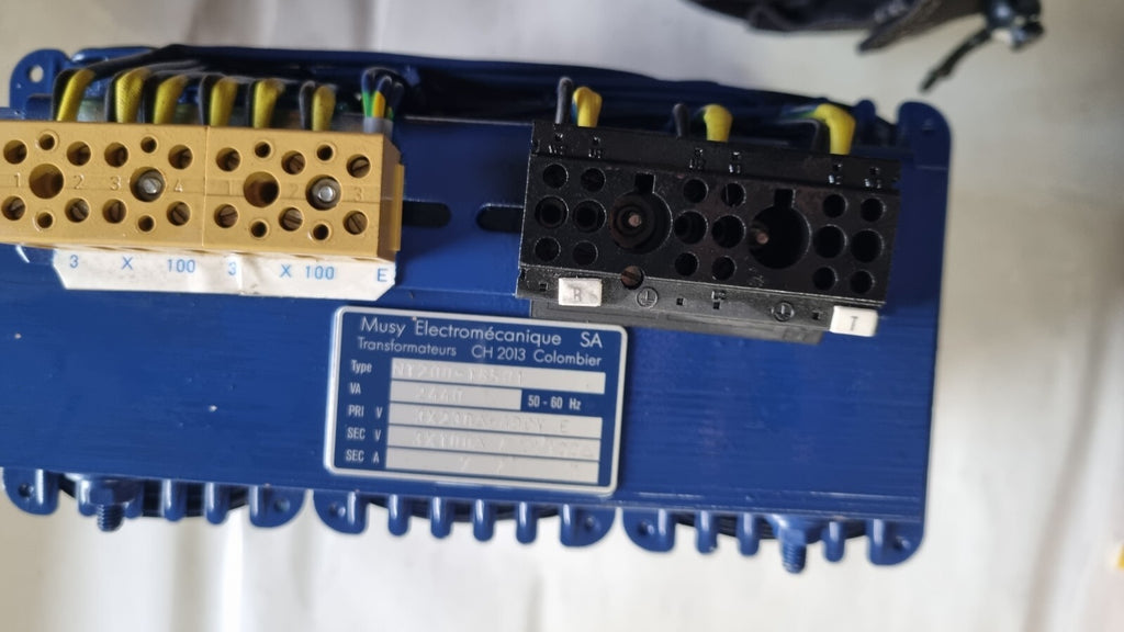 Musy Electromecanique NT200-18501 Transformator 2440VA, 3x230 new old stock neu
