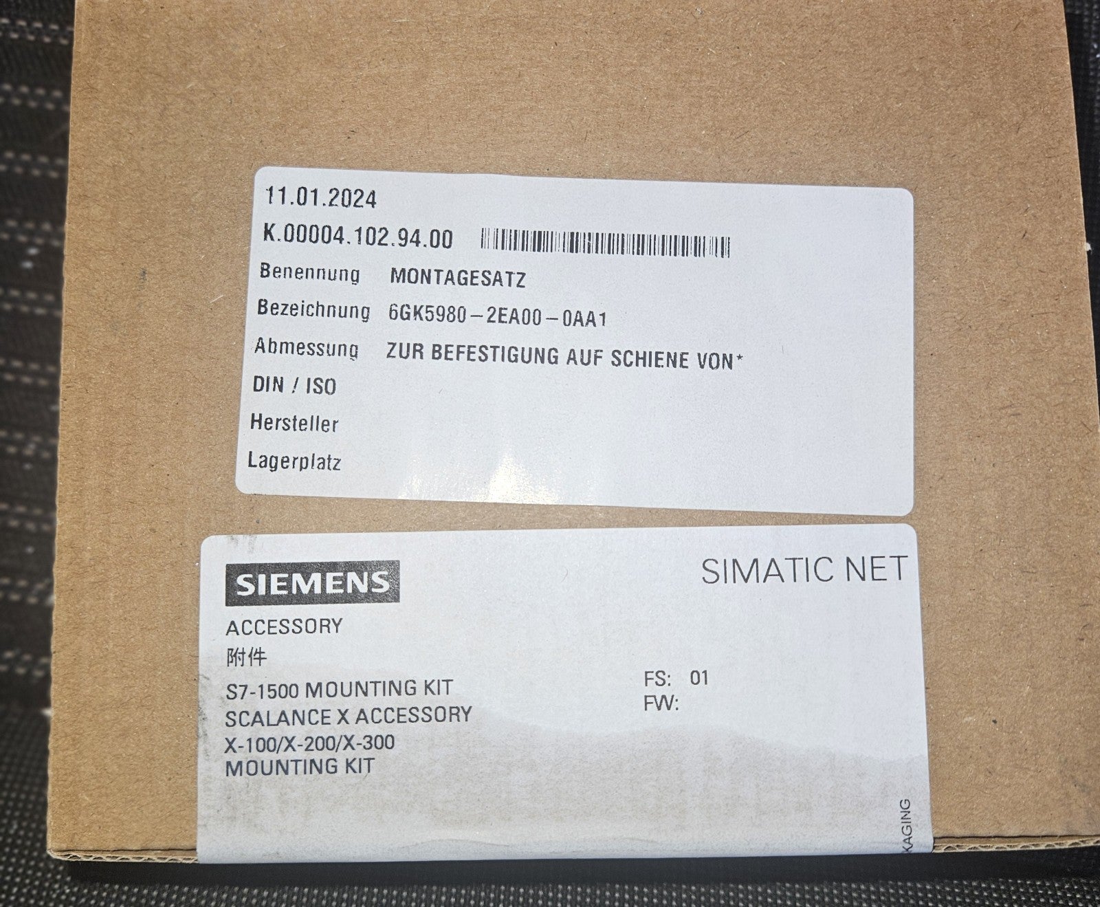 Siemens 6GK5980-2EA00-0AA1 Simatic Mounting Kit, Montagewinkel für X-100/X-200