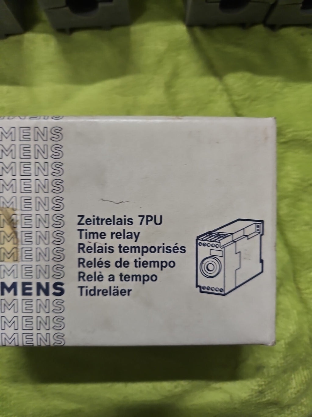 SIEMENS 7PU2240-0AN40 7PU22400AN40 SICHERHEITSRELAIS, ZEITR. Neu/ovp, New In Box