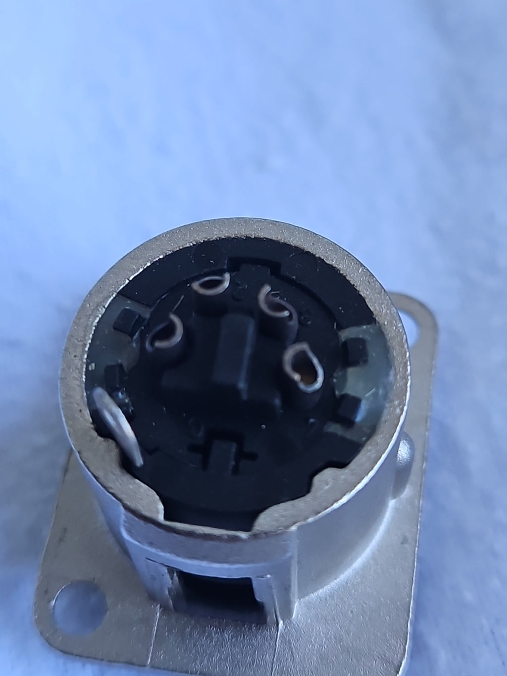 NEUTRIK Stecker NC4MDL1 XLR-Steckverbinder | 4 Pole | Male | Panel Plug Neu New