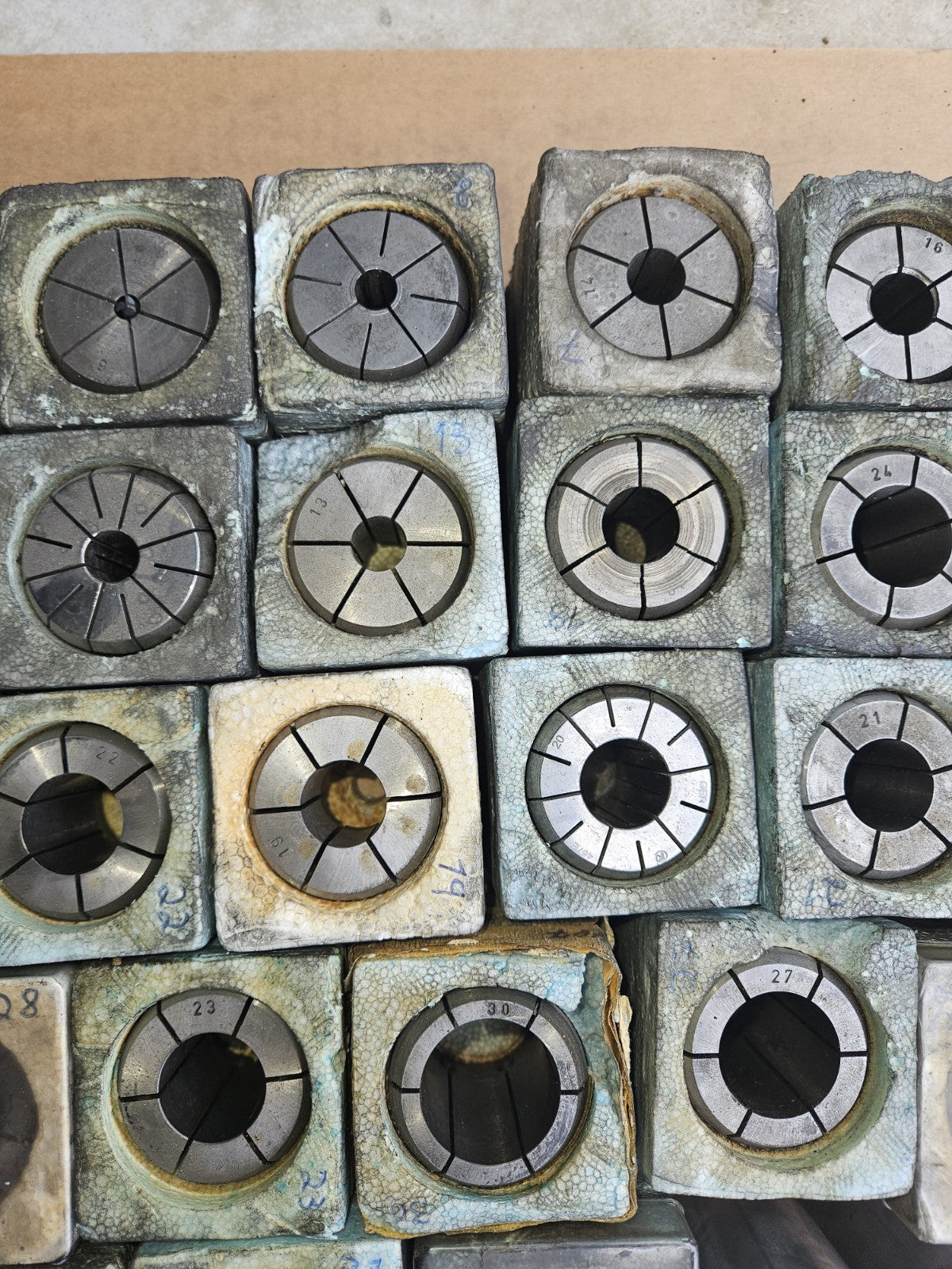 29 Teile/PC Spannzangensatz 8mm-32mm, diverse Grössen Aus LAGERAUFLÖSUNG
