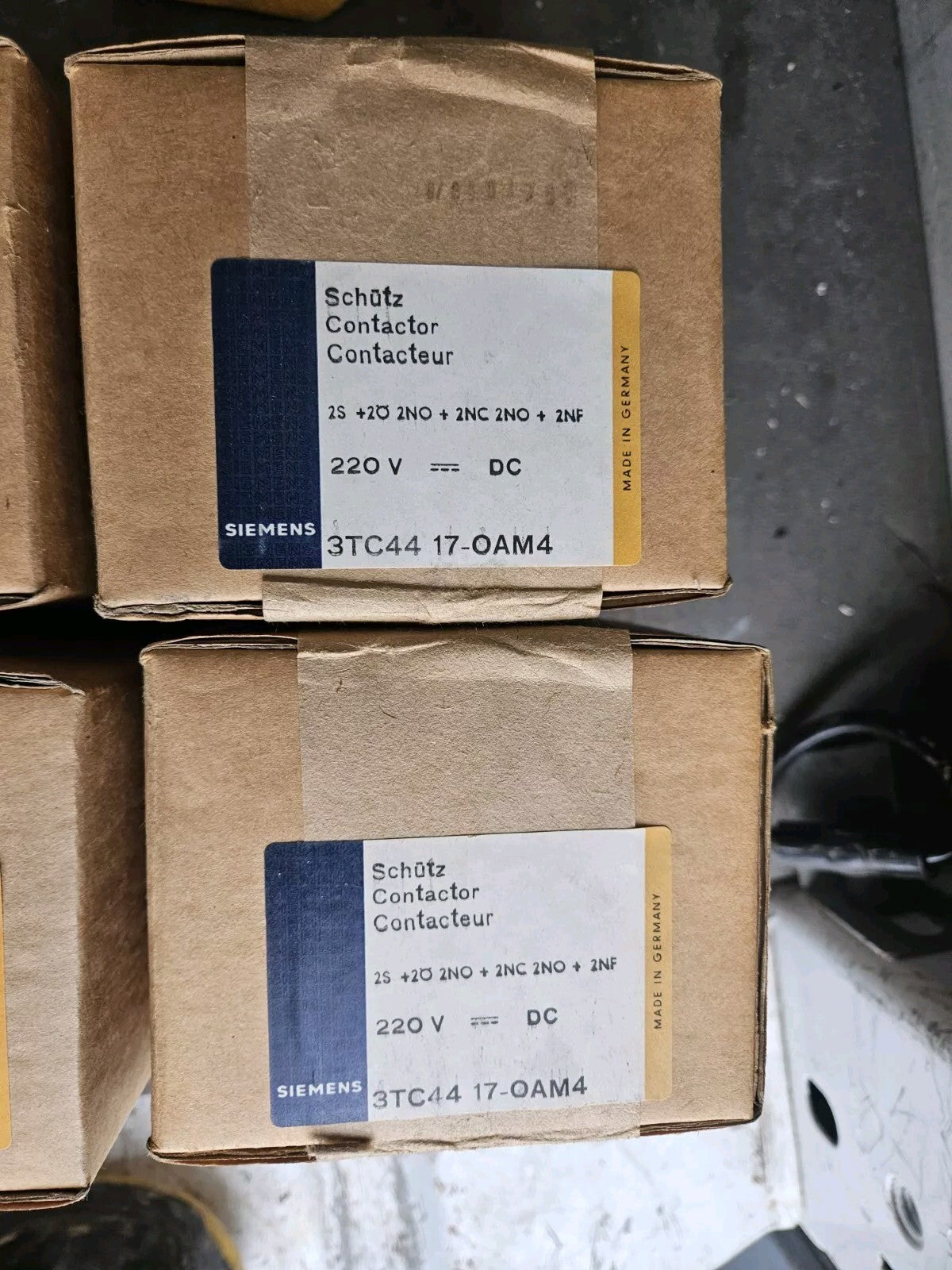 SIEMENS 3TC4417-0AM4 3TC44 17-0AM4 Schütz, Baugröße 2, 2-polig -sealed- New Neu