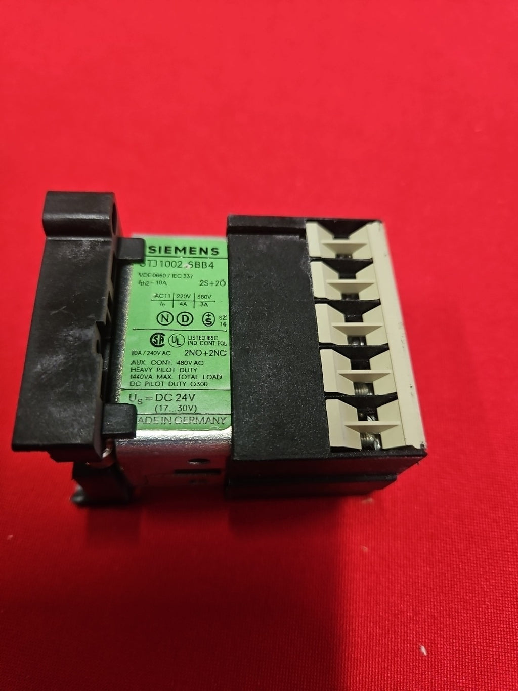 SIEMENS 3TJ 1002-6BB4  SIEMENS 3TJ10026BB4  DC 24V Neu Ohne Box, New Unused