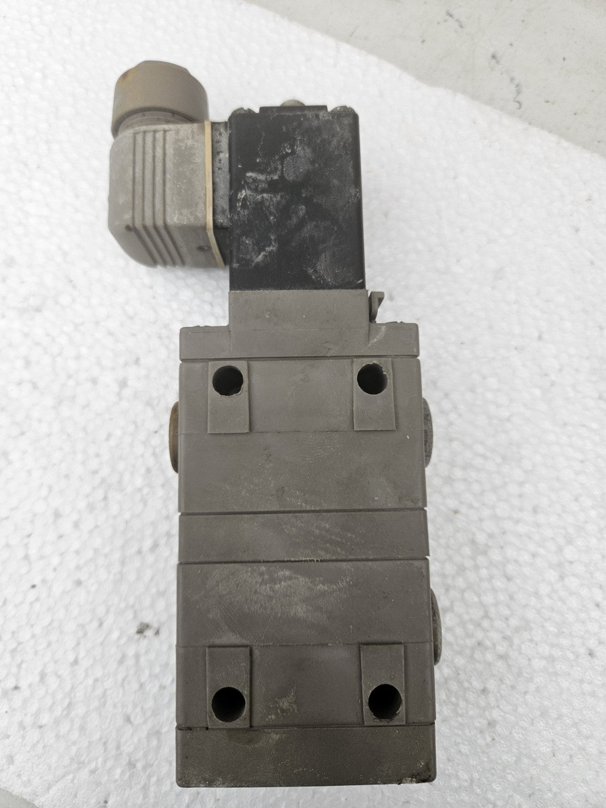 Burkert 413-6-06,0 -B -PA, 068001E,  Ventil, Valve, Used,tested, Fully Working
