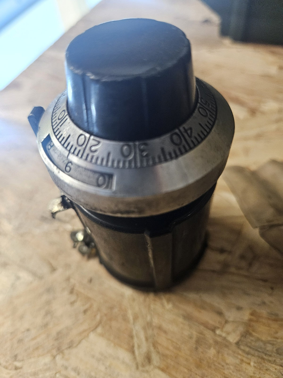 Beckman Industrial Potentimeter A-R5K-L.25 HelipotDuodial Used Tested Working