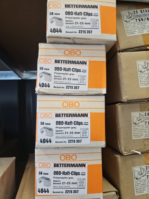 200Stk. OBO Bettermann Haft-Clip ohne Nagel 4044 lichtgrau Nagelschellen 2215357