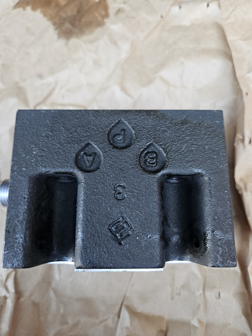 Brevini ARON SpA AD5001M, M82100865A & M18.06.0011A  Hydraulik Ventil Block 