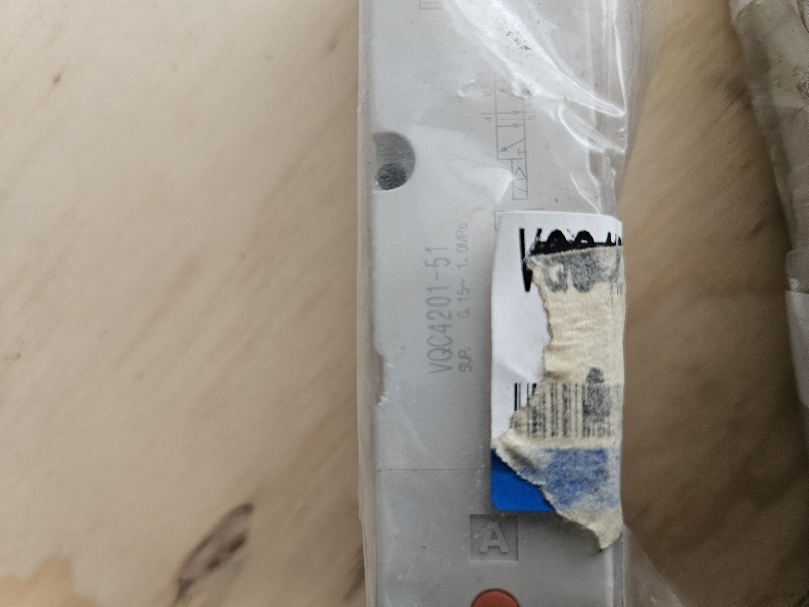1 x SMC VQC4201-51 solenoid valve NEW Sealed Unused Neu/ovp