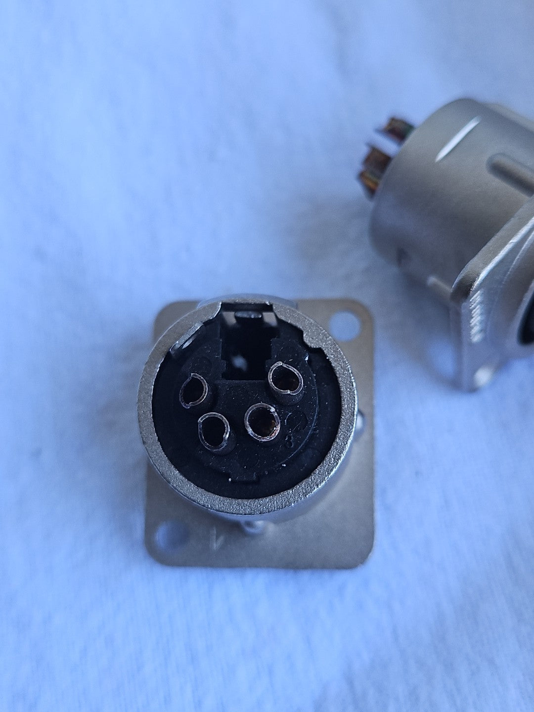 Neutrik NC3FD-L-1 Female XLR D Type Chassis Socket Nickel Neu Unused Discount