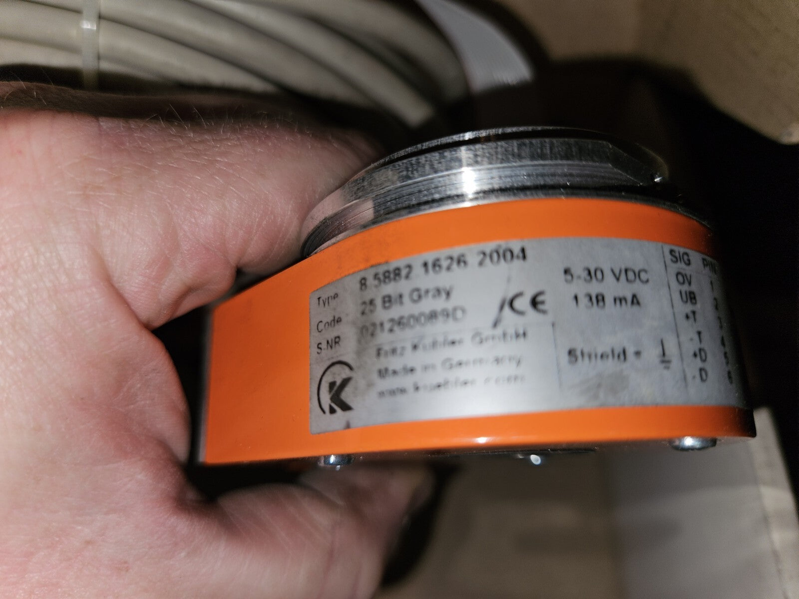 Kübler 8.5882.1626.2004 Incremental Encoder Neu/Ovp, Unbenutzt!! Worldwide Ship.