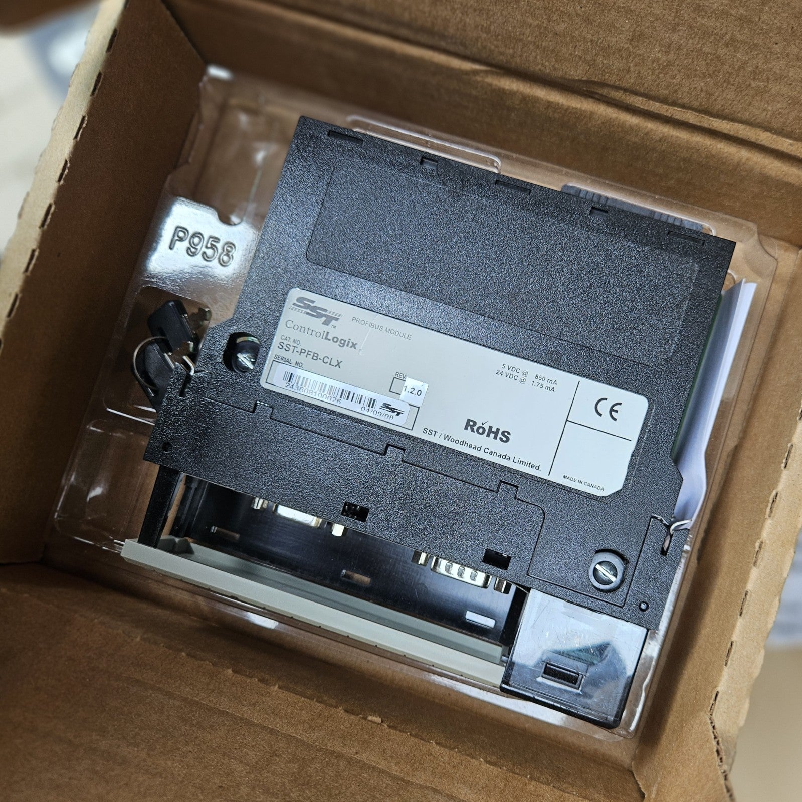 SST Woodhead Molex SST-PFB-CLX SN:33448521 PROFIBUS DP Remote I/O Modul New/Box
