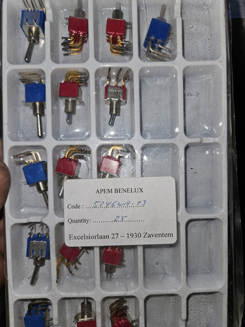 6 x APEM  5246W DEVIATORE  UNIPOLARE  Switch Schalter APEM 2-66, NEW unused