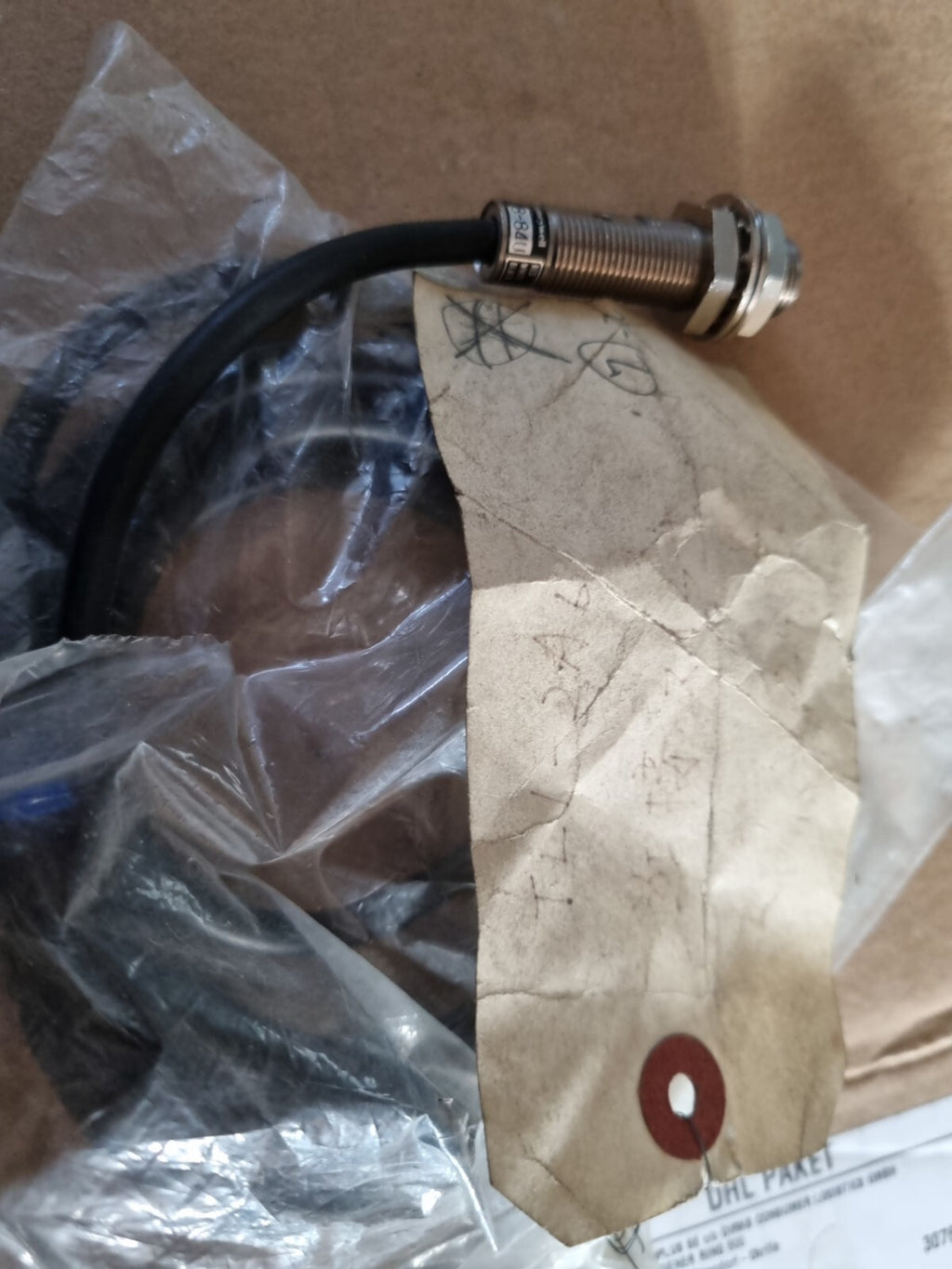 YAMATAKE HONEYWELL FL1-5A6-E3 INDUCTIVE PROXIMITY SENSOR 10-40V NEW NEU/OVP