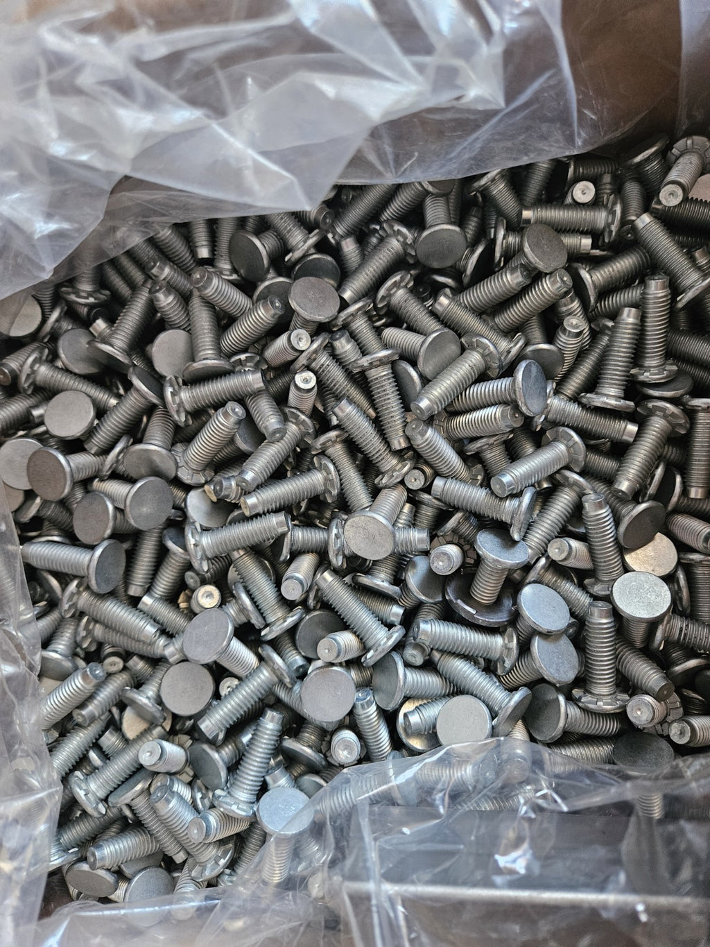 25 Penn Engineering YQHFE-62765 Self Clinching Studs Clinch Threaded Metric  New