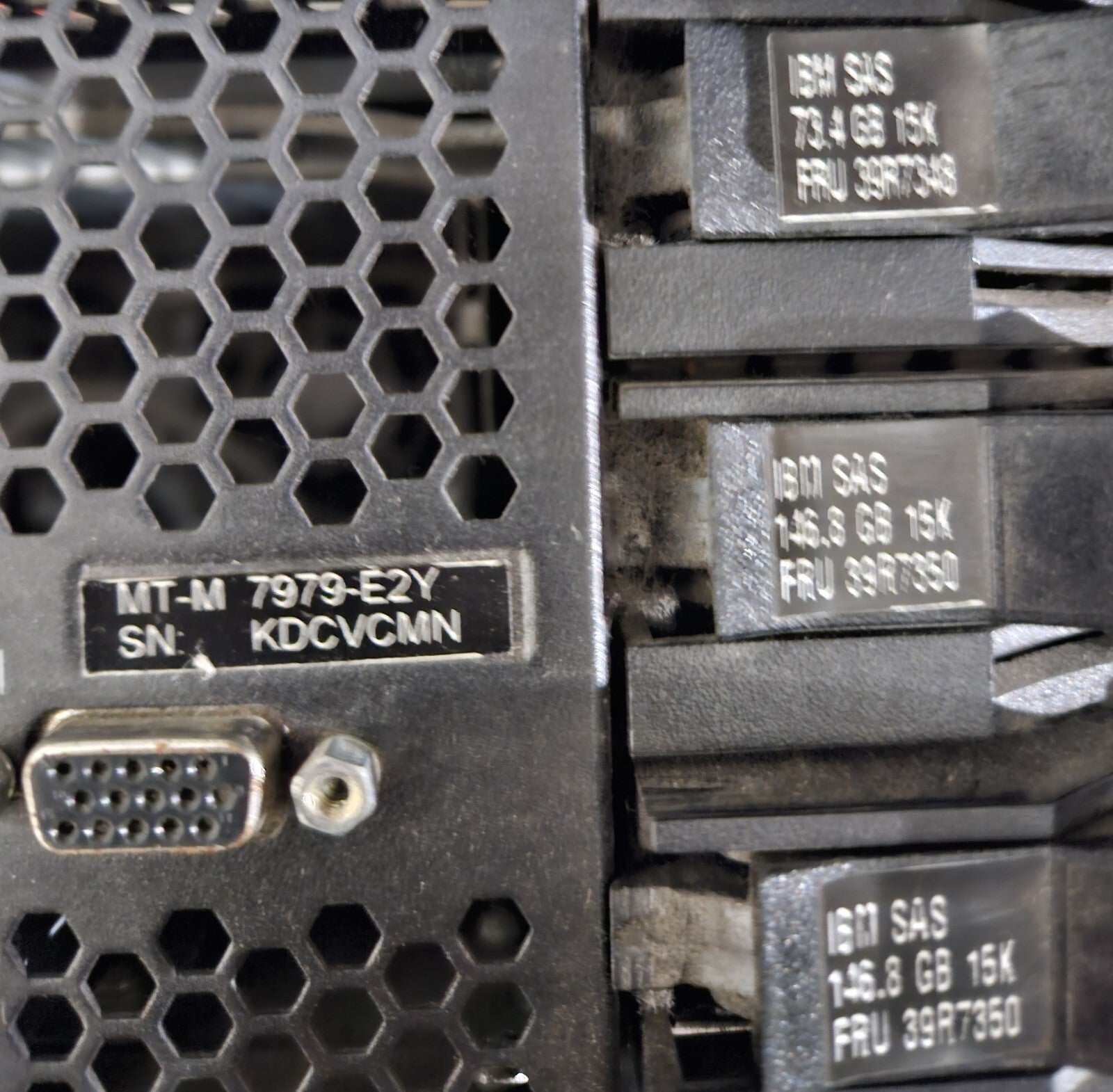 IBM Server X3650 7979-E2Y- IBM, SAS 3x147GB + 2x73GB, Fully Working Condition