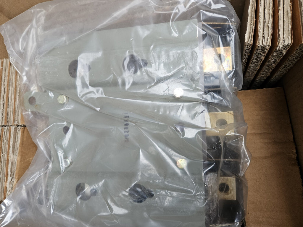 SIEMENS     3NP5360-0EA86  Lasttrennschalter  3NP53 60-0EA86,new in Box. Neu/ovp