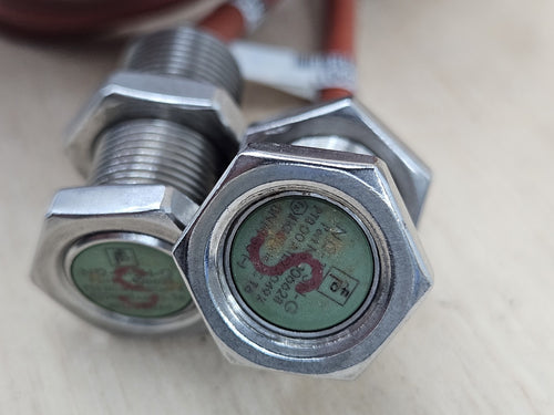 2 x Pepperl+Fuchs Induktiver Sensor NJ2-11-SN-G, 106628, ATEX, Fully Working