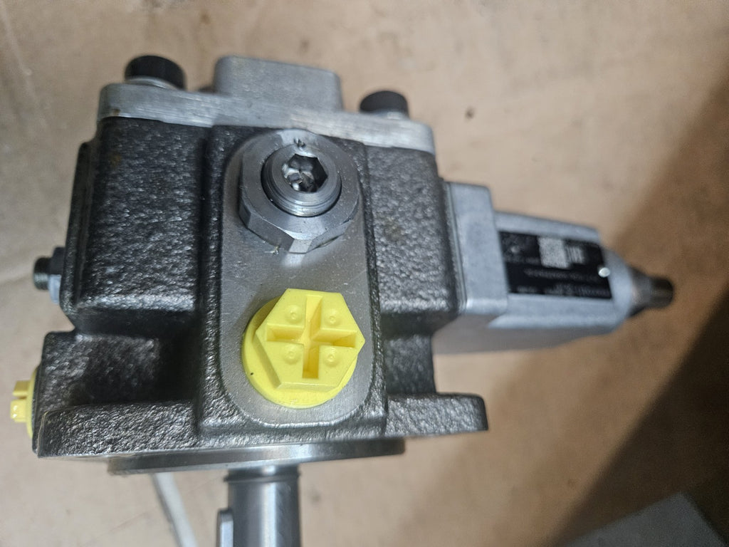 BOSCH REXROTH Pump PV7-11/06-14RA01MA0-04, R900919235, Flügelzellenpumpe NEU NEW