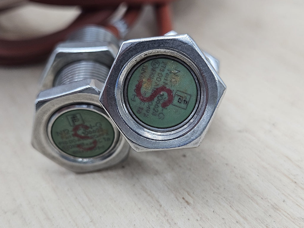 2 x Pepperl+Fuchs Induktiver Sensor NJ2-11-SN-G, 106628, ATEX, Fully Working