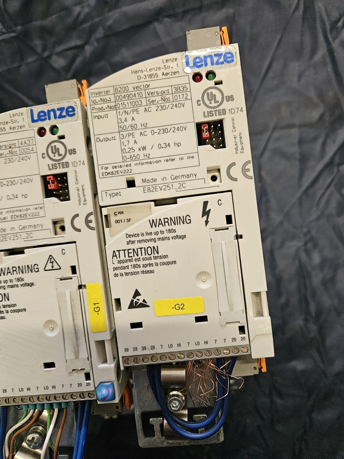 4xLenze E82EV251_2C Frequenzumrichter 230/240V 3,4A 0,25 kW + E82ZBC Refurbished