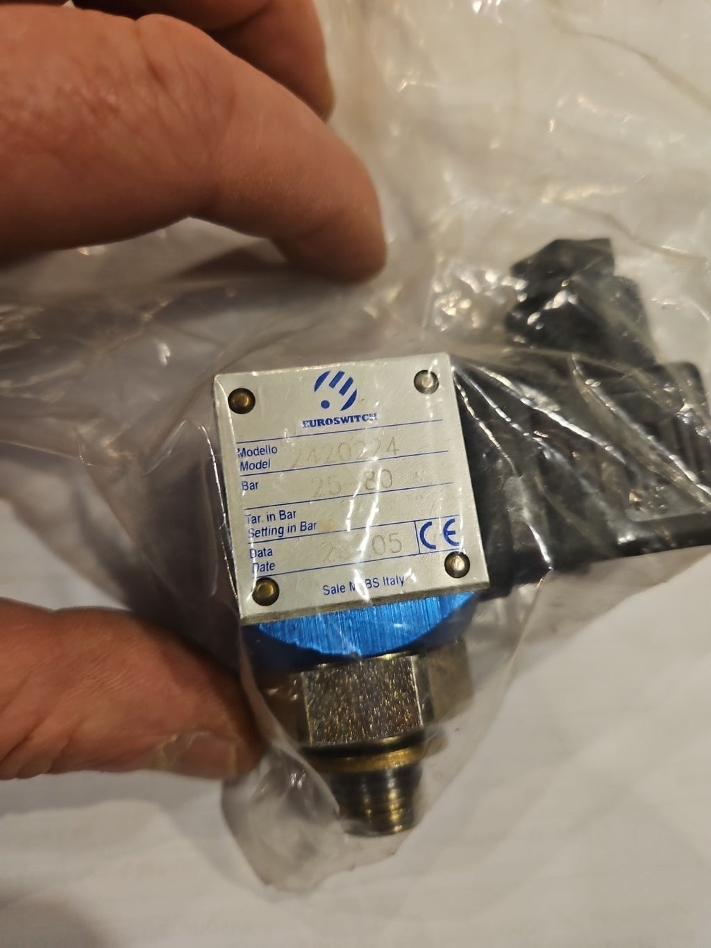 EUROSWITCH Model  2420224 Pressure Switch 25-80 bar New Neu Unused Unbenutzt