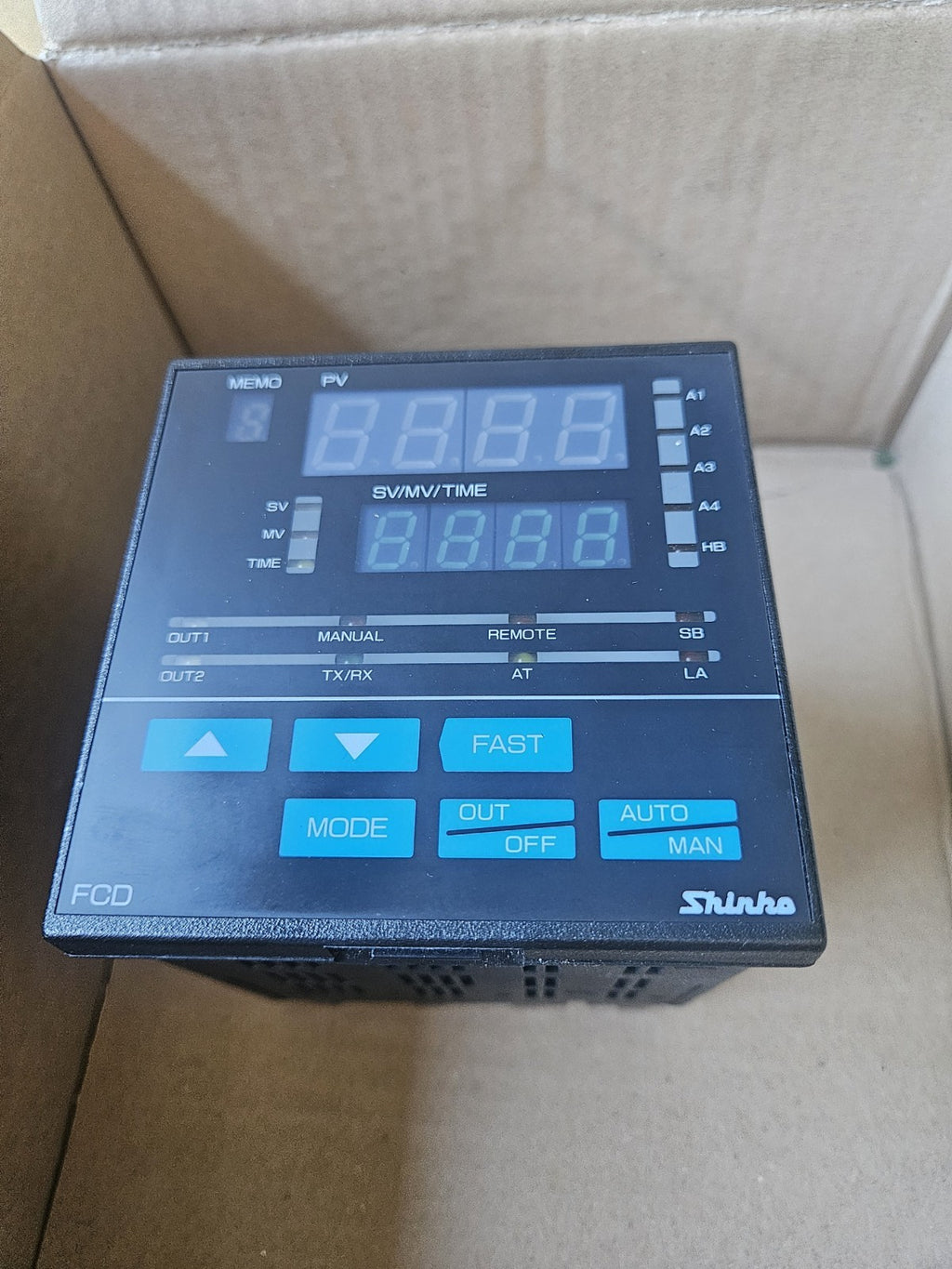 Shinko FCD-13A-A/M BK.TAA25M Serial 099F00010 Controller Neu New  Unused