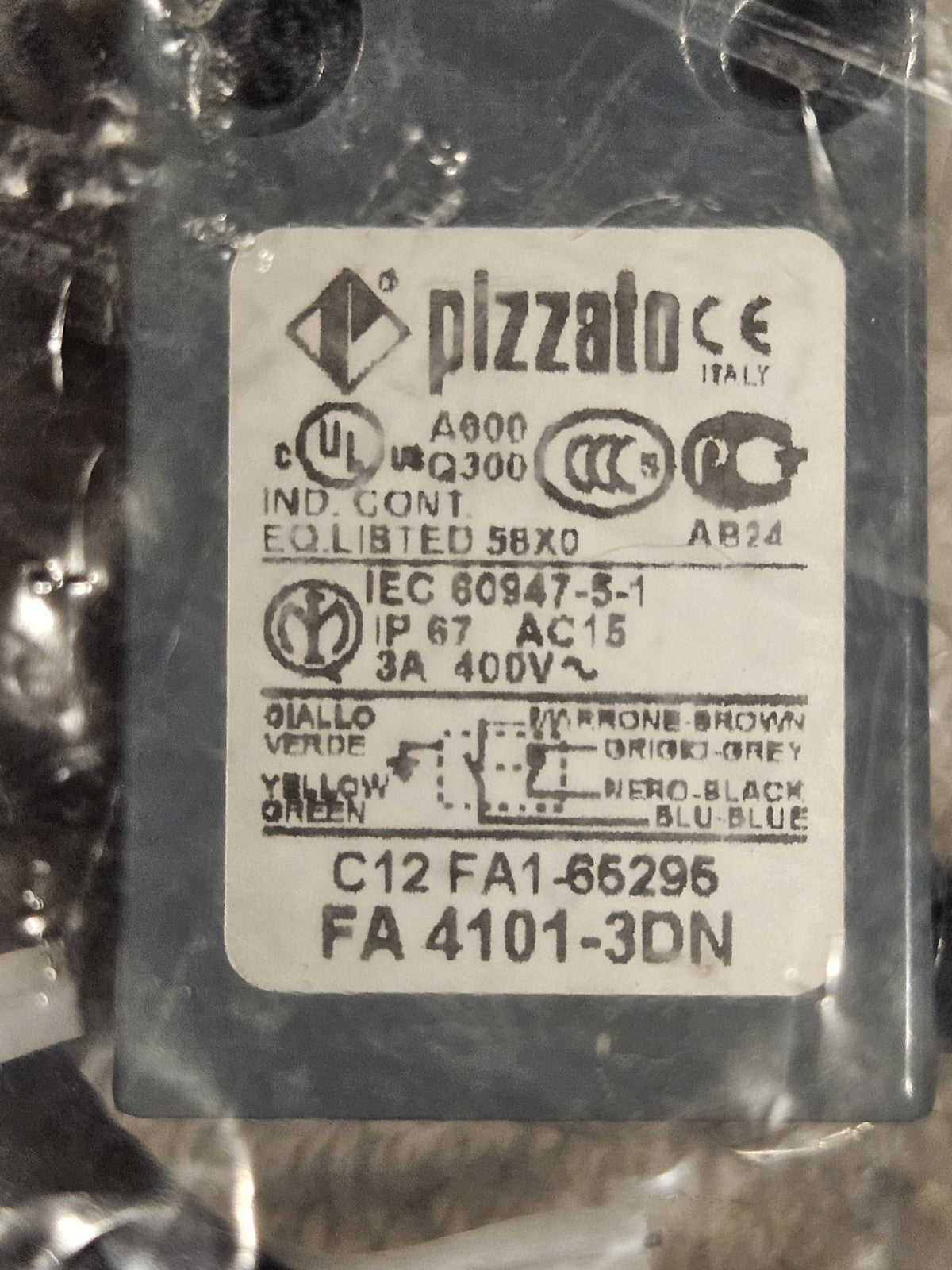 PIZZATO C12 FA1, 65295,FA 4101-3DN Limit Switch Schalter New Unused Neu/ovp