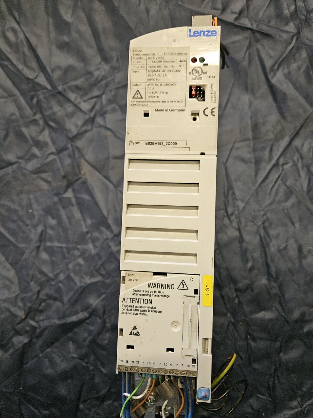 Lenze 8200 vector Inverter Frequenzumrichter E82EV152_2C000 / 1.5kW Refurbished