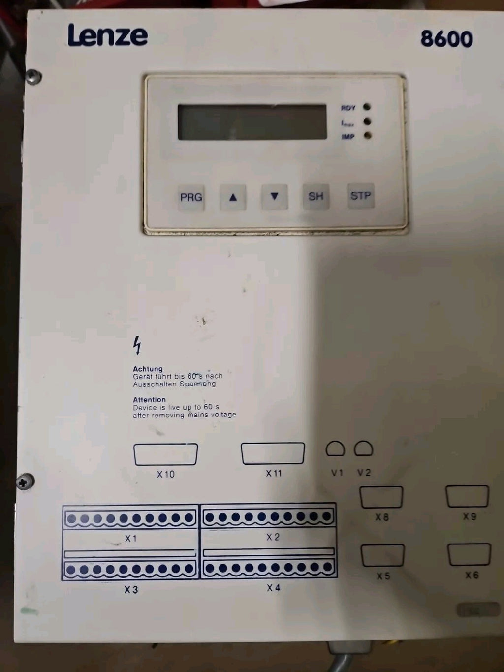 Lenze 8600 Typ 33.8602-E.   Frequenzumrichter   33.8602 E.5C.60 Fully Working 