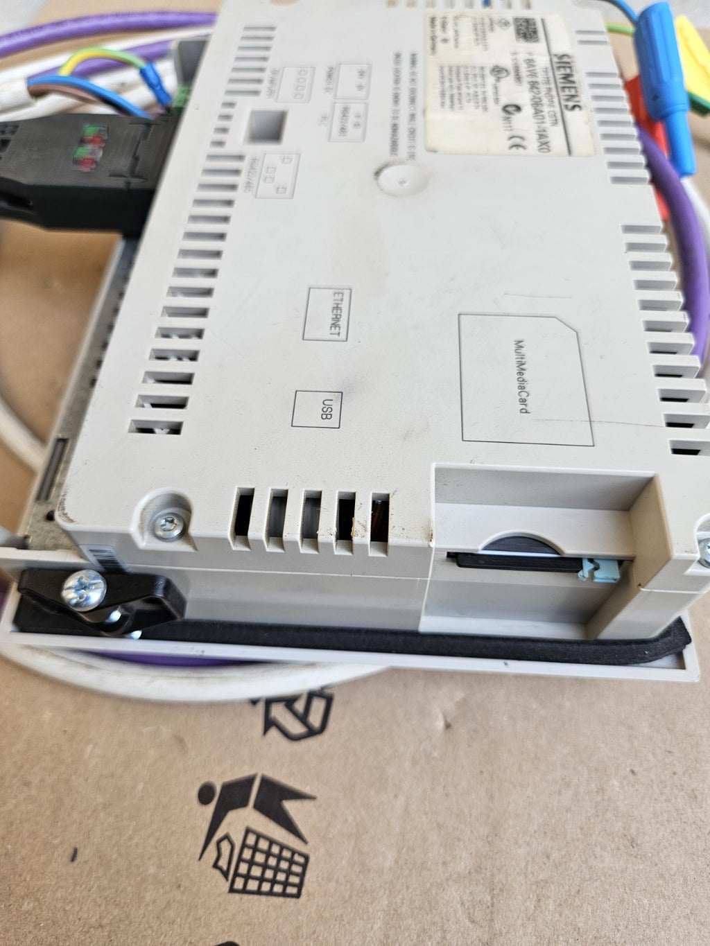 Siemens Simatic TP177B PN/DP-6 CSTN1P 6AV6 642-0BA01-1AX0, Wie Neu, Barely Used