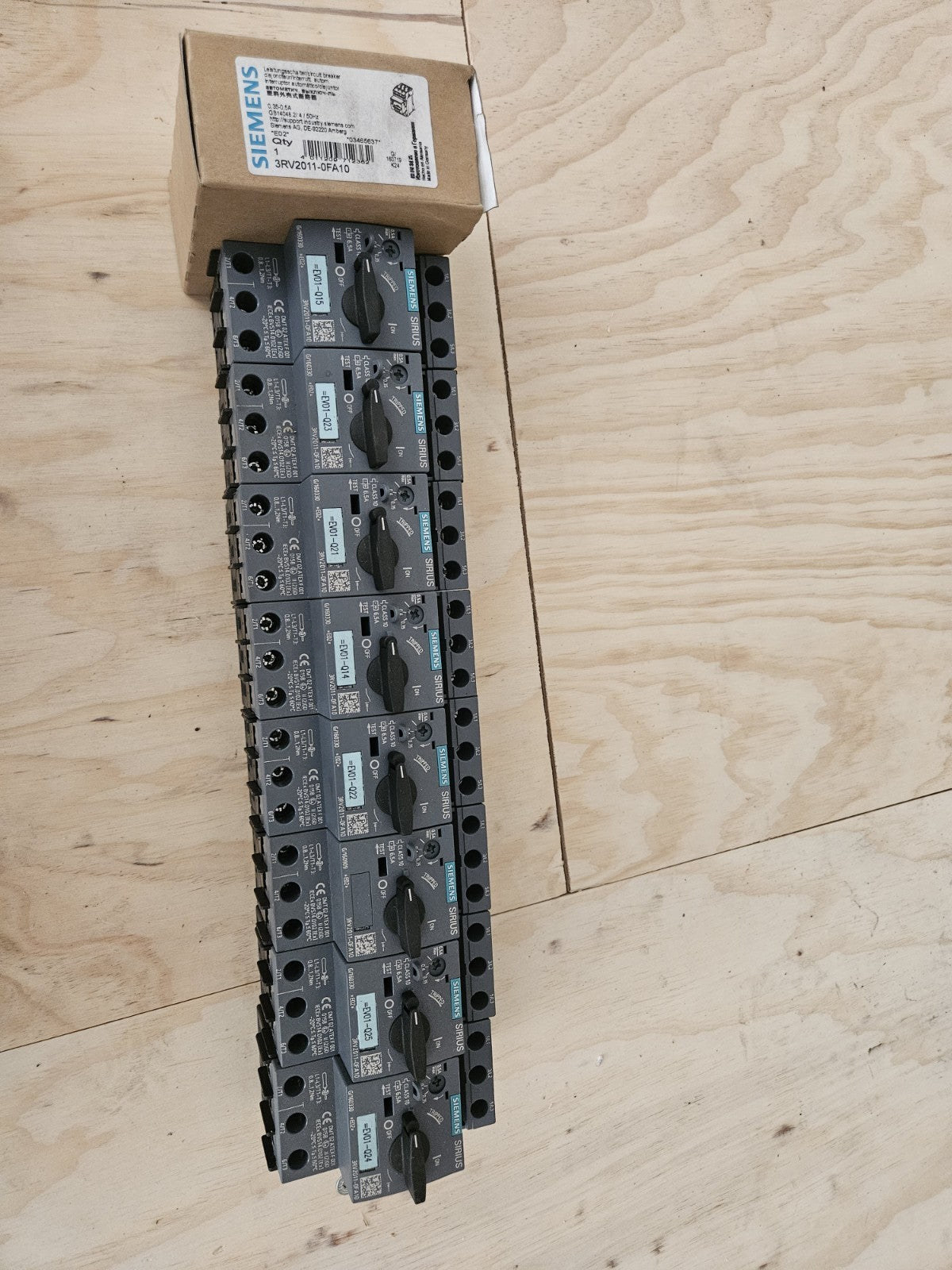 Siemens Dig.Industr. Leistungsschalter 3RV2011-0FA10 IP20 Breaker Switch Neu New