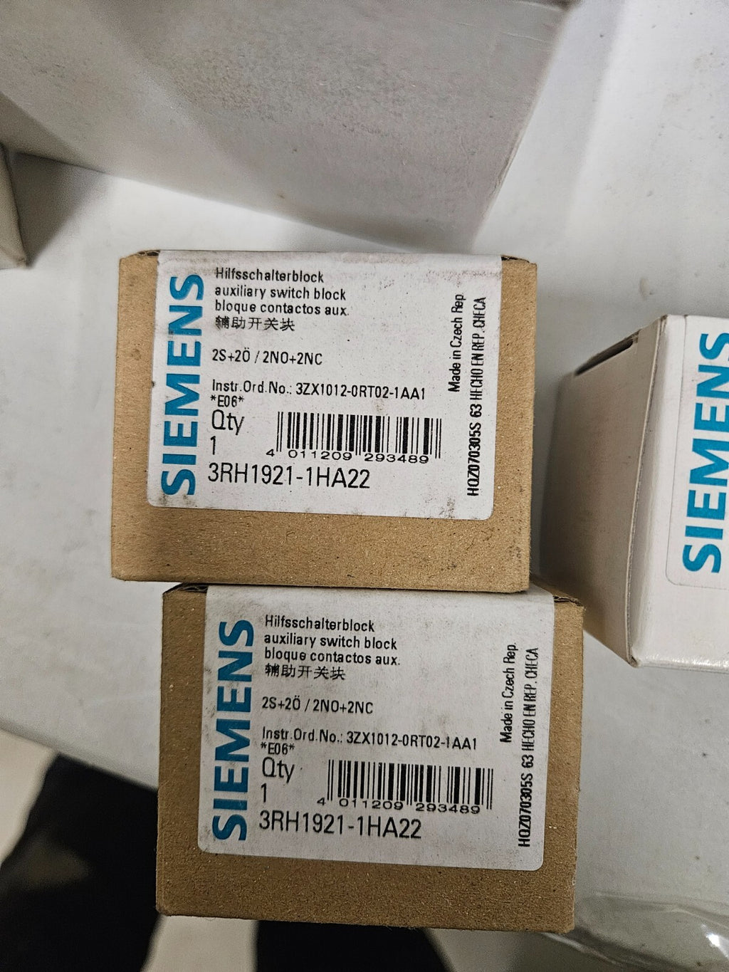 SIEMENS 7PU3140-2BN24, 7PU22 40-OAN40,7PU40 20-DC ZEITRELAIS neu/ovp, new in box