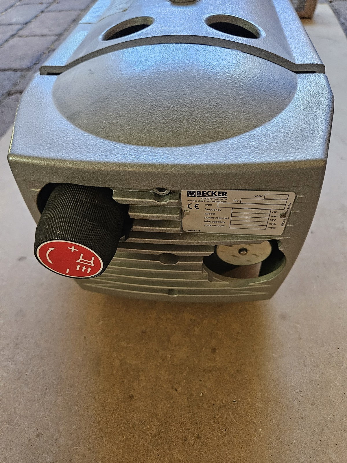 Becker VT 4.16 Vakuumpumpe, 2812331, Motor D80 D 4 P, 41414453274, Used Pump