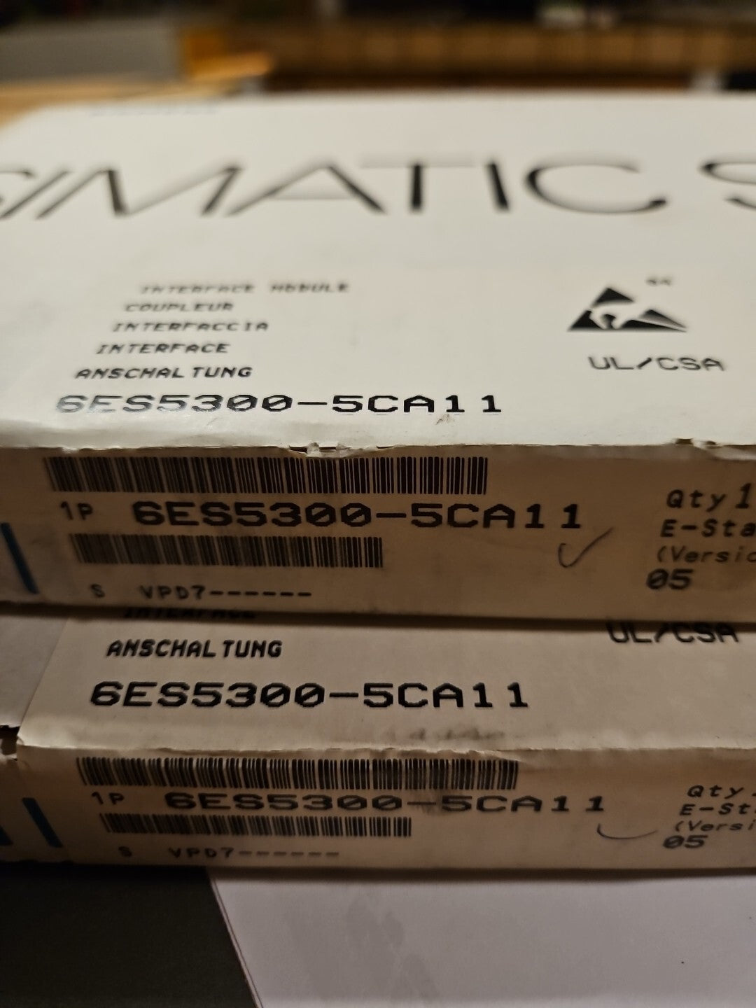 SIEMENS SIMATIC S5 6ES5300-5CA11 6ES5300-5CA11 E-Stand: Version 05 Sealed Neu!!